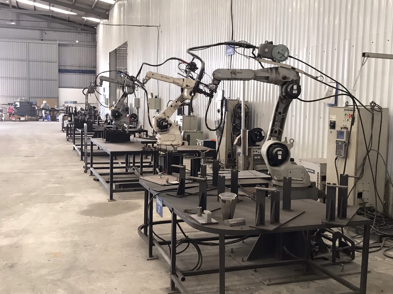 Robotic welding.jpg